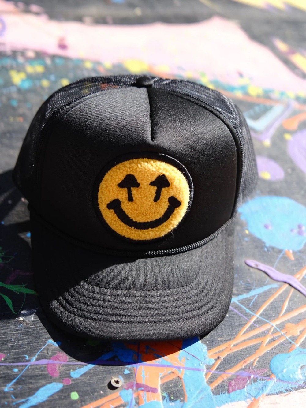 Happy Caps Double Blind Black Trucker Hat Yellow Black Smiley Mushroom Patch - Picture 3 of 9